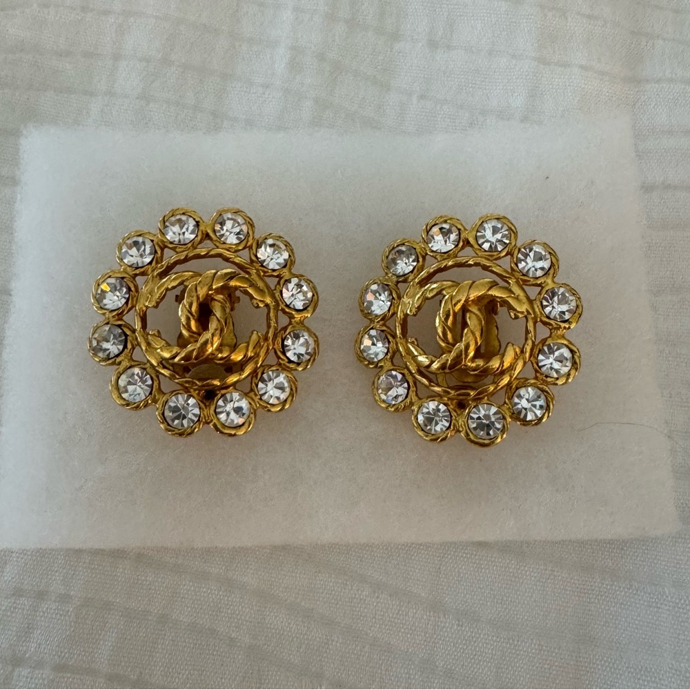 Chanel Vintage 90s Gold Metal CC Rhinestone-Embellished Button Earrings - Picture 8 of 13